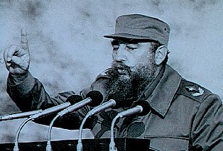 Fidel Castro discursando