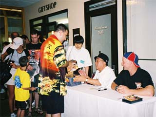 Noriyaki Yuasa @ Autograph Signing