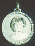 Medalla con monedas de plata. Plata .999. Se�ora.