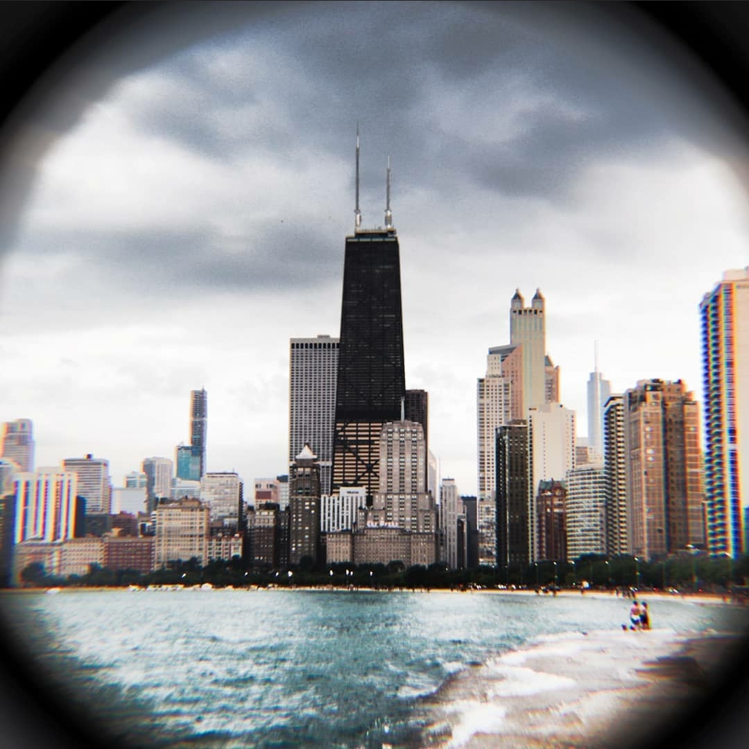 Picrue of the Chicago skyline taken by Gabriel Carrasco