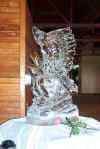 2-ice_scuplture-r.jpg (52407 bytes)
