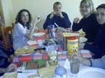 desayunando