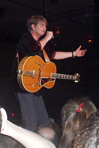 CLICK HERE TO GO TO THE OFFICIAL TOM COCHRANE WEBSITE - THESE PICS CAN BE SEEN THERE ALSO www.TomCochrane.com