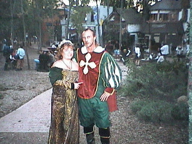 CLICK HERE TO SEE MORE RENFEST PICS