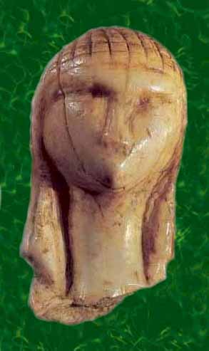 MotherFrance_green_s.JPG (13692 bytes)