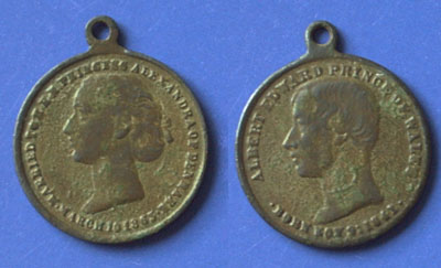 Commemorative Medallion.
Albert Edward Prince of Wales.
Born November 9 1841.
March 10 1863.
Married To H R H Princess Alexandra of Denmark