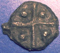 Lead token with Linear 4-arm cross and pellets