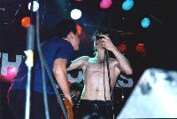 By looking at the armpits it appears as Micke likes it au Naturel... ;o)