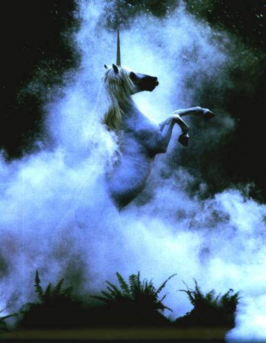 blue-mist.jpg (26861 bytes)