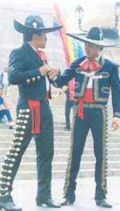 La ropa y la imagen lo dicen todo