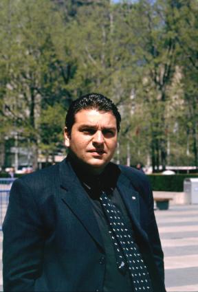 thanasis.jpg (21115 byte)