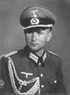 officer1.JPG (64120 bytes)