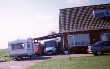 2 CVs