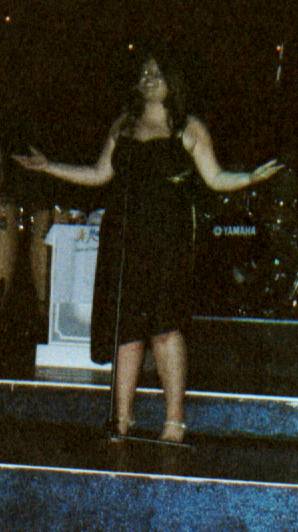 I get rather expressive when im on stage don't I !!!