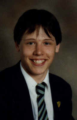 Simon's school picute...ahhh isn't he ickle!!!