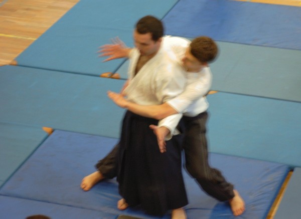 Die Bewegung von Kokyu-Nage 