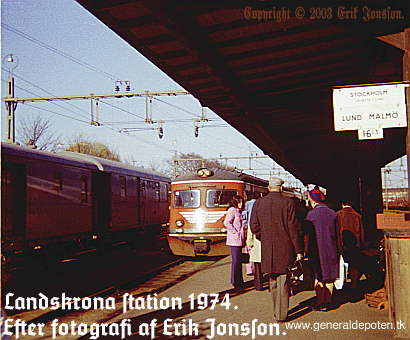 bild av Landskrona järnvägsstation år 1974 med ankommande X9-tåg (manövervagnen främst) på spår 8.