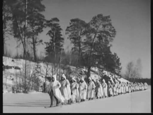 Bilder m.m. ur filmen «Kiimasjärvis erövring»