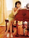 Alyssa Milano 4