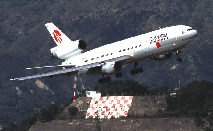 Japan Asia DC10 on finals for Kai Tak