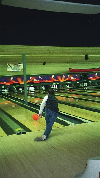 /user/Photo_Gyration_Rooters_Bowling.jpg