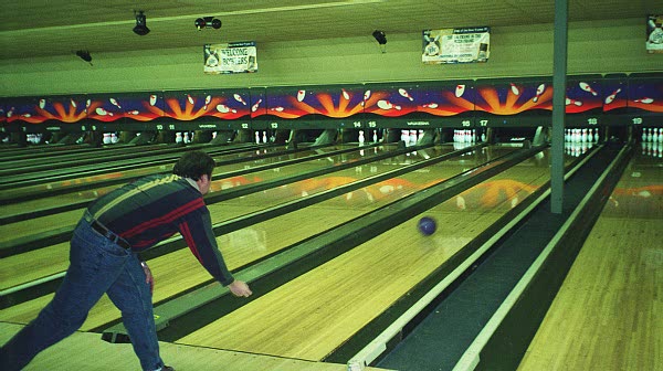 /user/Photo_Gyration_Rooters_Bowling5.jpg