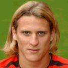 Forlan to leave United for Villareal