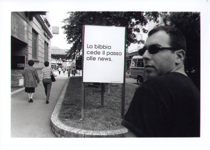 pixel, affissione pubblica, dogana, chiasso, svizzera, spazi pubblicitari, dal 18 al 30 maggio 1998