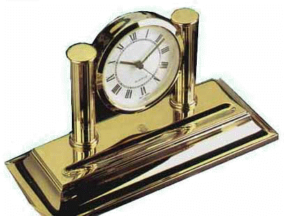 Clock-Pen Holder El Casco M662L.jpg (23790 bytes)