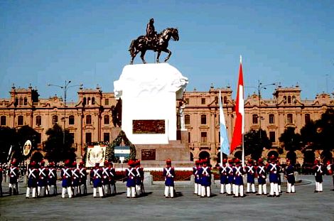 Fusileros de la Legi�n Peruana de la Guardia