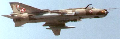 avion cazabombardero Sukhoi 22 supers�nico