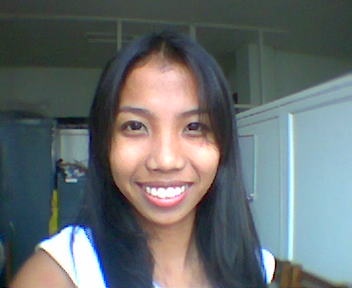 smile lang ako..