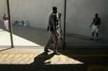 walk (�Bob Owen)