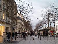 Shopping at Champs �lis�es