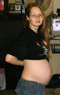 The roundness that is Monika (month 8)