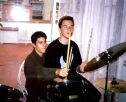Guillermo y Ori en actitud gay