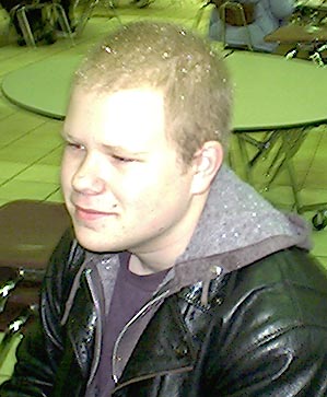 Someday, Chris is gonna do that to his head again.&nbsp; ^-^
