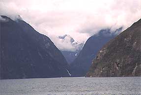 MilfordSound.jpg (10054 bytes)