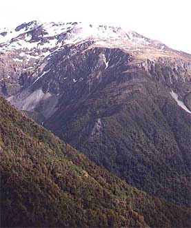 si-mtns1.jpg (25136 bytes)