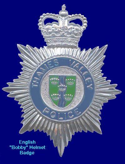 ENGLISH "BOBBY" HELMET BADGE