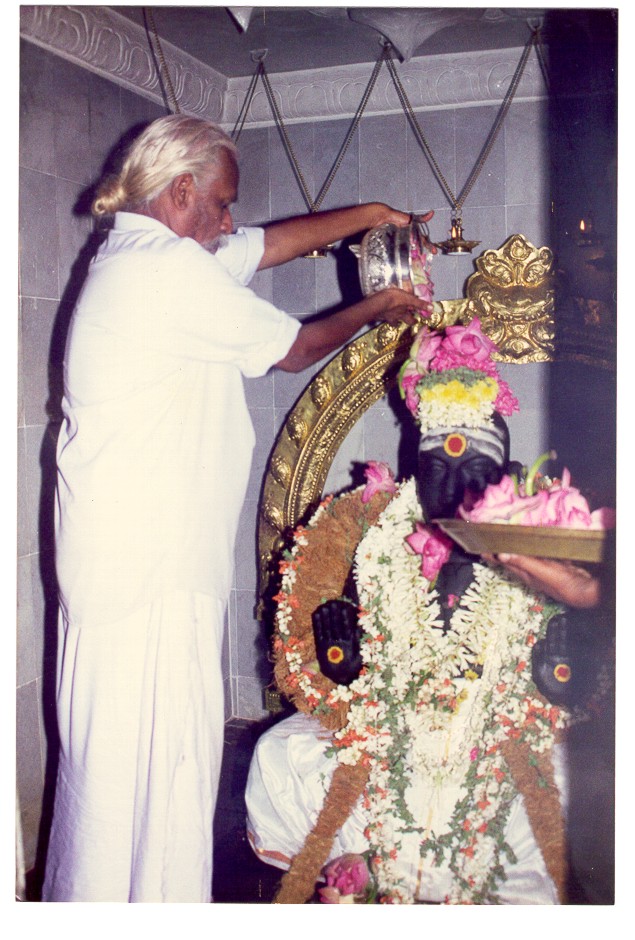 guruji with satguru maha siththar