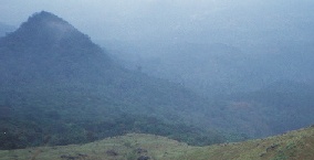 WayToChembraPeak_HillandMist