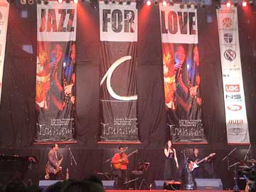 P Gob in Jazz for Love
