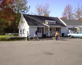 store.jpg (7559 bytes)