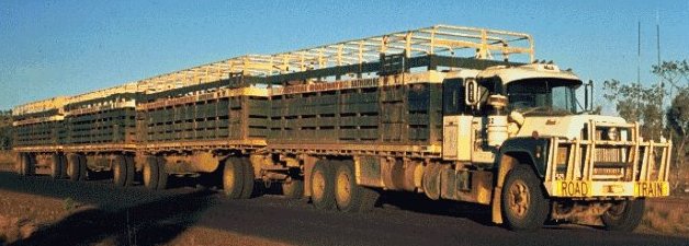 roadtrain.jpg (44281 bytes)