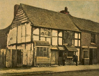 Stratford-upon-avon: Shakespeare's house