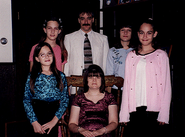 Me, Dad, Melissa, Courtney, Mom, Heather. My Family.