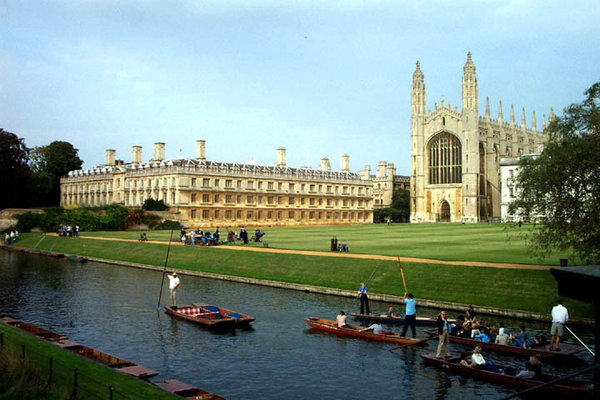 �d�e�C�E
Punting on the River Cam