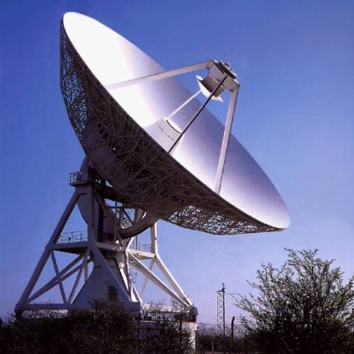 ���C�����Ѥ�滷�� 
32m telescope at Cambridge