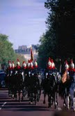 Changing of Guard at Buckingham Palace 
�ժ��~�c���u�ô���